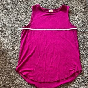 Sleeveless Magenta Cupio Top